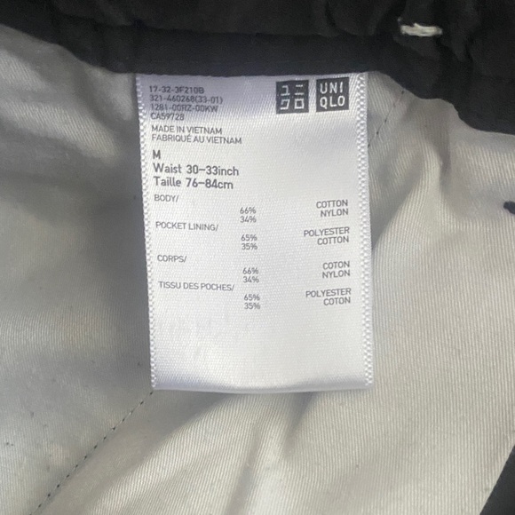 Uniqlo Men's Dark Cargo Pants - Picture 7 of 7